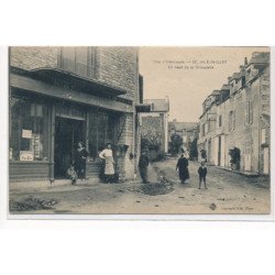 ISLE-SAINT-CAST : en haut de la grimpette - tres bon etat