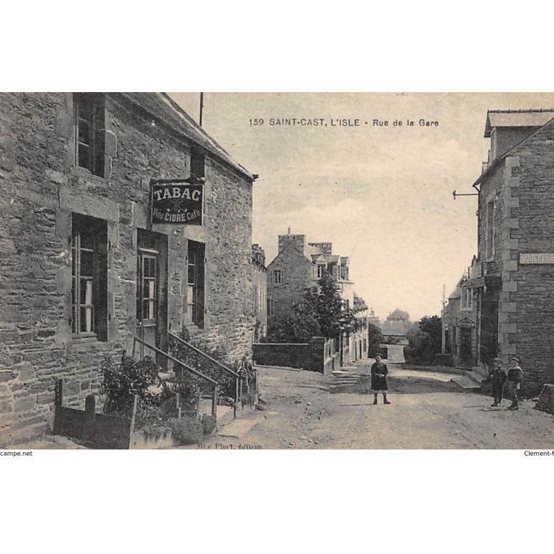 SAINT-CAST-L'ISLE : rue de la gare, tabac - tres bon etat SAINT-CAST-L'ISLE : rue de la gare, tabac - tres bon etat