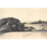 TESTRIGNIEL : rochers sur la plage, personnages - tres bon etat