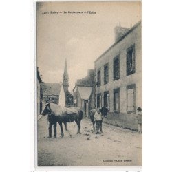 BRIEC : la gendarmerie et l'eglise - tres bon etat