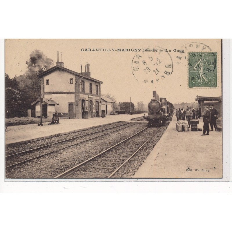 CARANTILLY-MARIGNY : la gare - tres bon etat