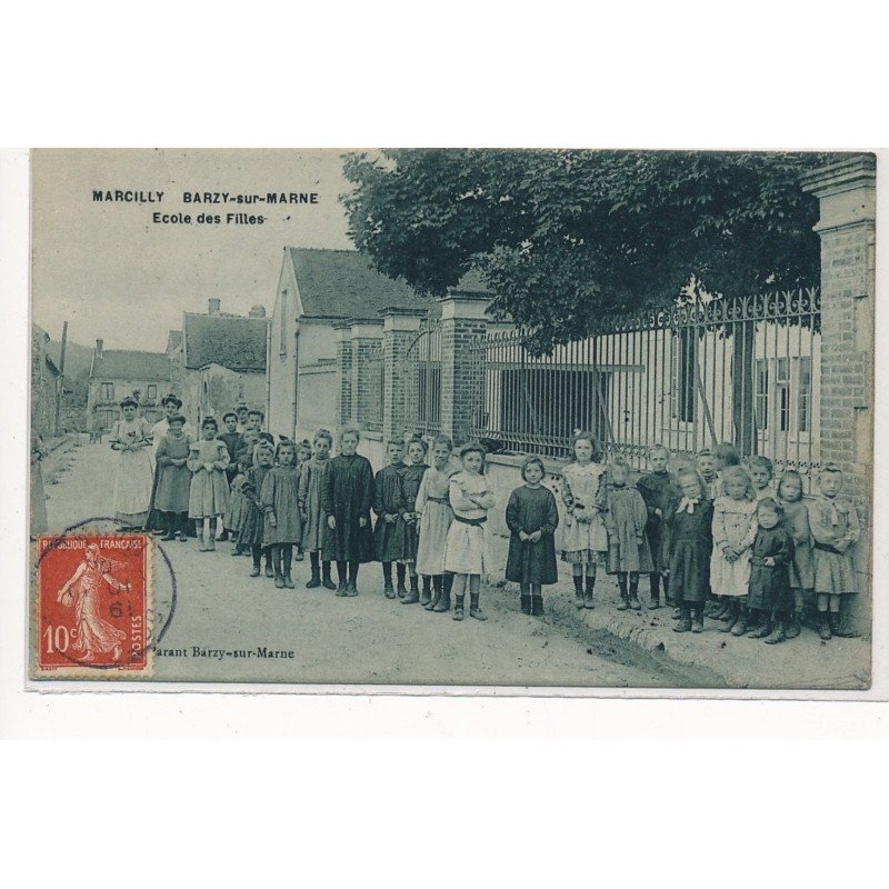 MARCILLY BARZY-sur-MARNE : ecole des filles - tres bon etat