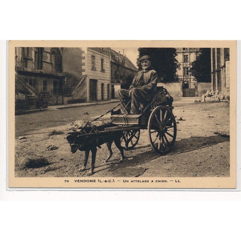 VENDOME : un attelage a chien - tres bon etat