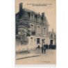 ROCHEFORT-sur-LOIRE : le grand hotel, pompe à essence - tres bon etat
