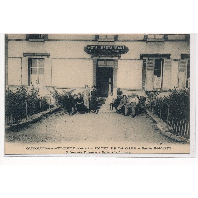 OUZOUER-sur-TREZEE : hotel de la gare, maison marchand, saison des vacances repas et chambres - tres bon etat
