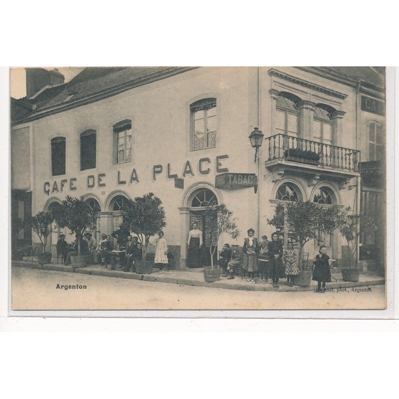 ARGENTON : cafe de la place, tabac - tres bon etat