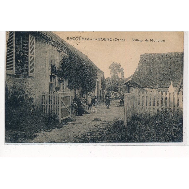 BAZOCHES-sur-HOENE : village de mondion - tres bon etat