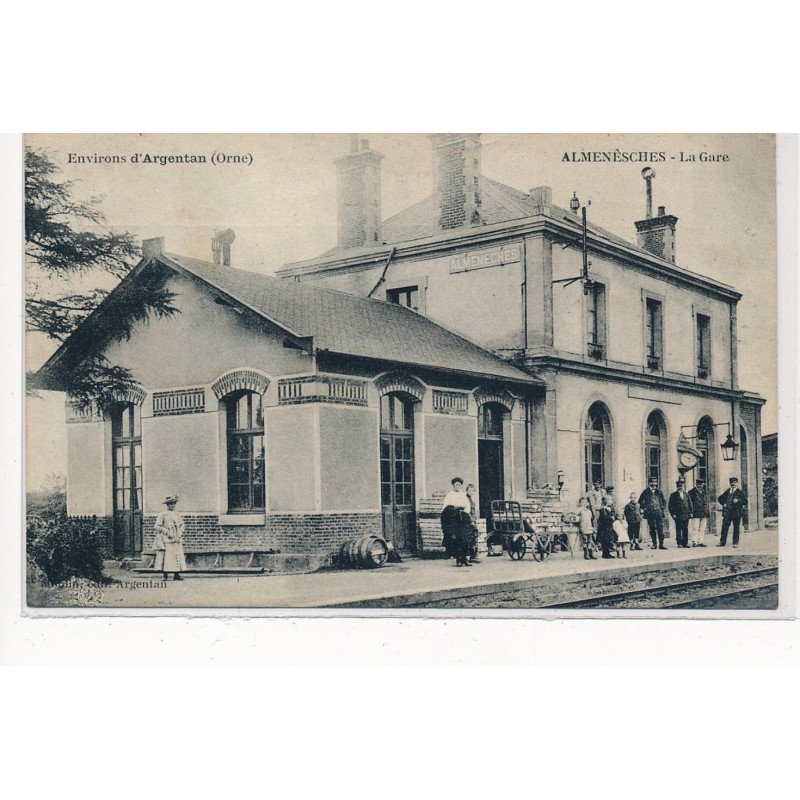 ALMENESCHES : la gare - tres bon etat