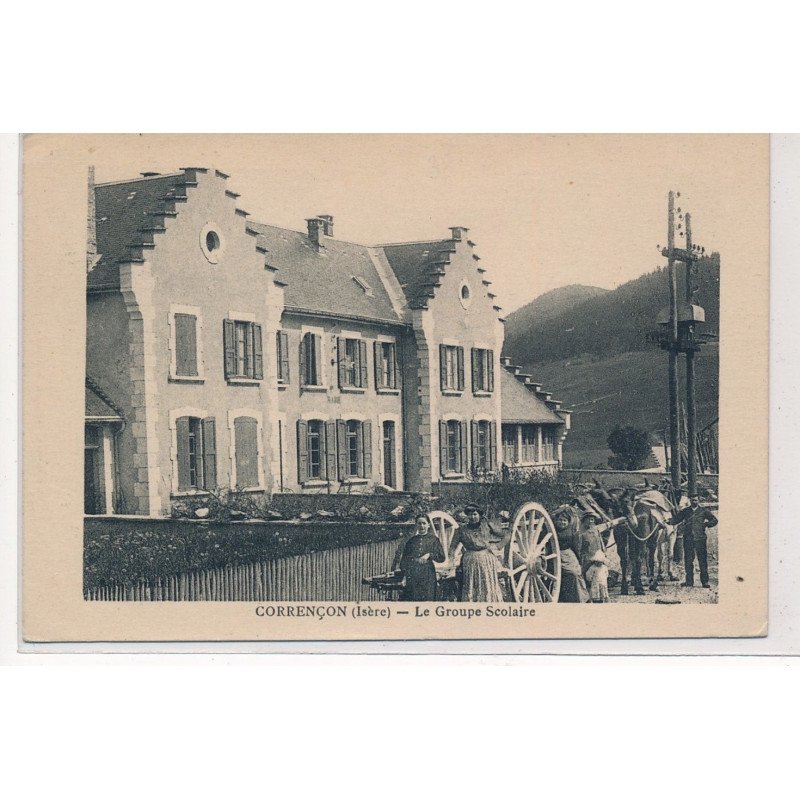 CORRENCON : le groupe scolaire - tres bon etat