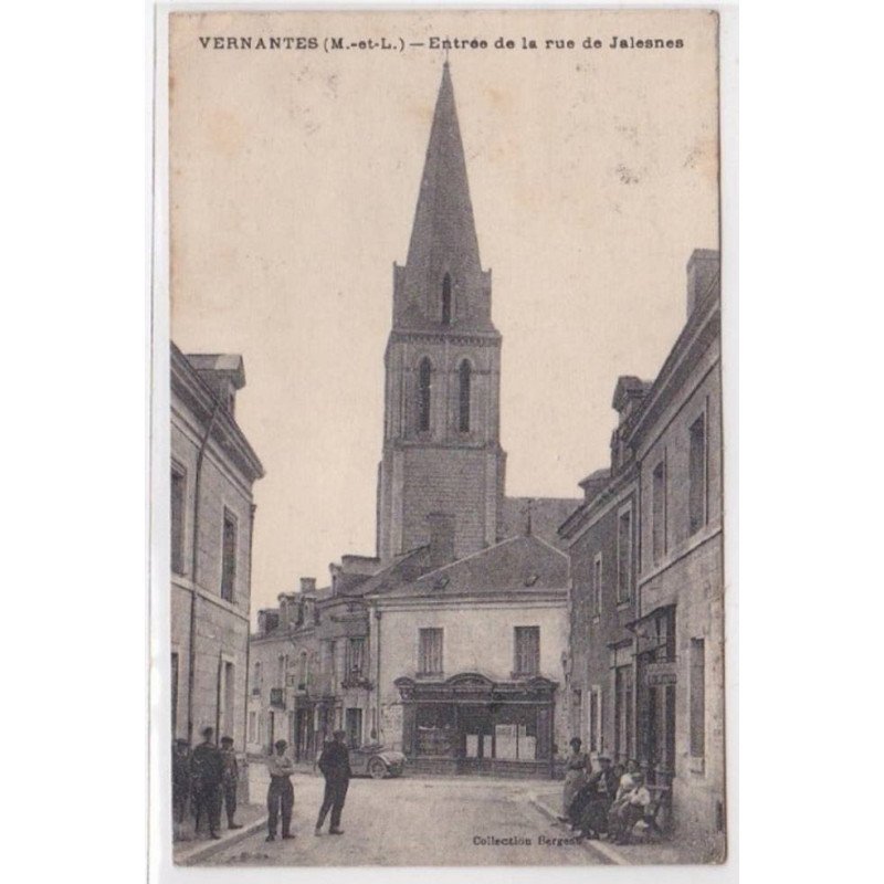 VERNANTES : entrée de la rue de jalesne - tres bon etat