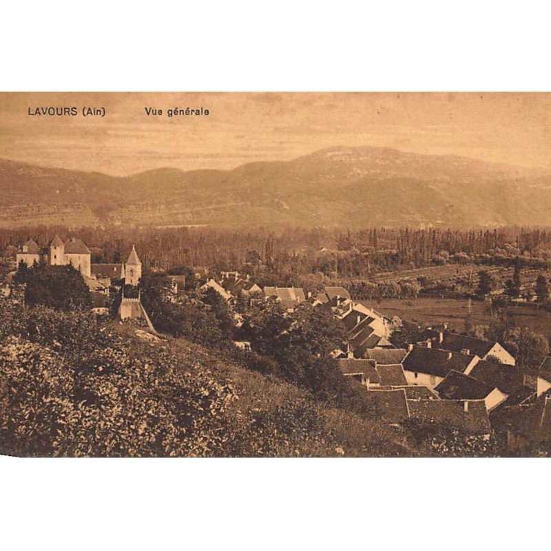 LAVOURS : vue generale - tres bon etat