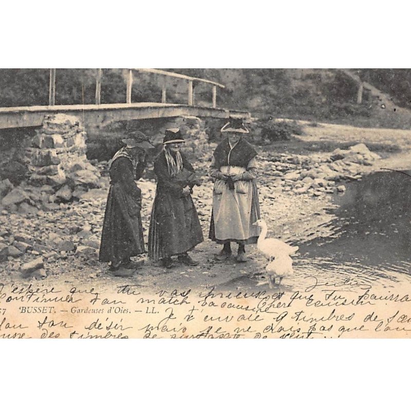 BUSSET : gardeuses d'oies - tres bon etat
