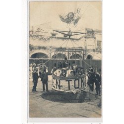 CARTE PHOTO A LOCALISER : ballon rond, montgolfiere, personnages - tres bon etat