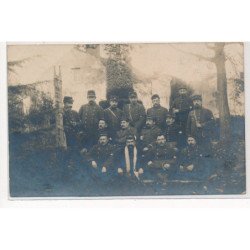 NERVILLE LA FORET : infirmier militaire - tres bon etat