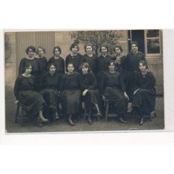 POITIERS(?) : J.B. Raymond photographe, ecole groupe de fille - tres bon etat