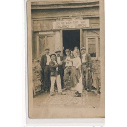 CARTE PHOTO A LOCALISER : buvette, on ne s'en fait pas Roland  dit Baron - tres bon etat