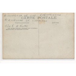 CARTE PHOTO A LOCALISER : commerce de vins, attelage de livraison, poupée, chenneviere - tres bon etat