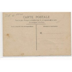 CARTE PHOTO A LOCALISER : fete, personnages costumés - tres bon etat