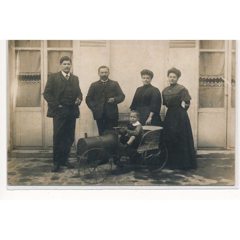 CARTE PHOTO A LOCALISER : voiture d'enfant, jouet, automobile - tres bon etat
