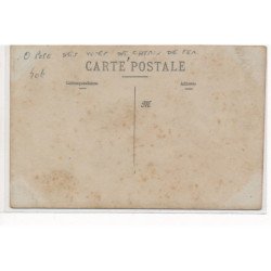 CARTE PHOTO A LOCALISER : pose des voies de chemin de fer - tres bon etat