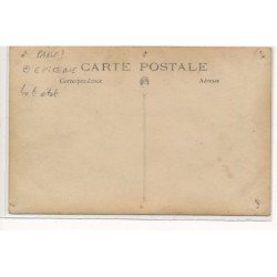 CARTE PHOTO A LOCALISER : paris(?) epicerie - etat