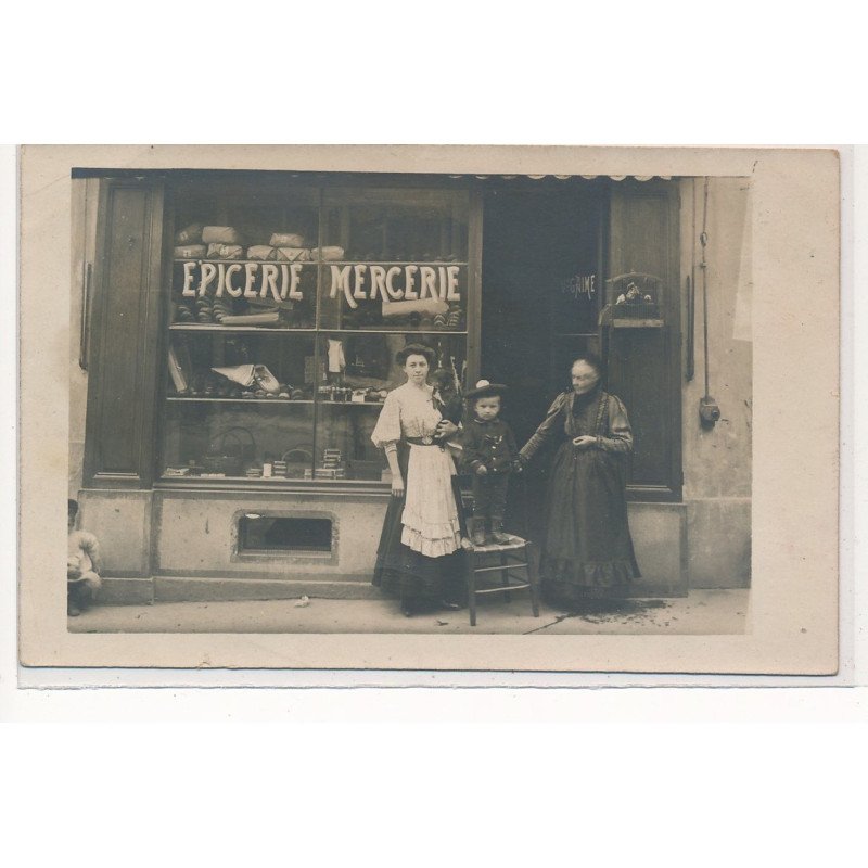 CARTE PHOTO A LOCALISER : epicerie mercerie, paris(?), Gaime - tres bon etat