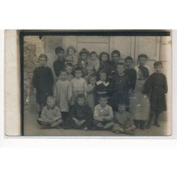 CARTE PHOTO A LOCALISER : paris(?), ecole enfants - tres bon etat
