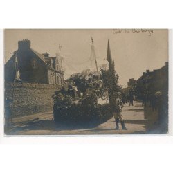 CARTE PHOTO A LOCALISER : cavalcade - tres bon etat