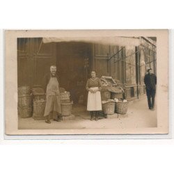 CARTE PHOTO A LOCALISER : paris(?) epicerie - tres bon etat