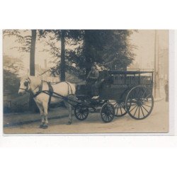 CARTE PHOTO A LOCALISER : amiens(?) attelage, boissons gazeuses - tres bon etat
