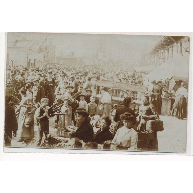 CARTE PHOTO A LOCALISER : marché voiture à bras marchand de bois, chantreau - tres bon etat