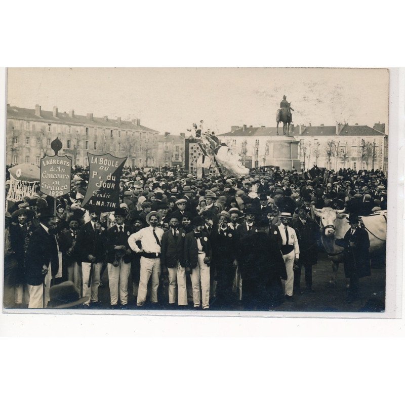 CARTE PHOTO A LOCALISER : fete, lauréats de nos concours en france 1929 - tres bon etat