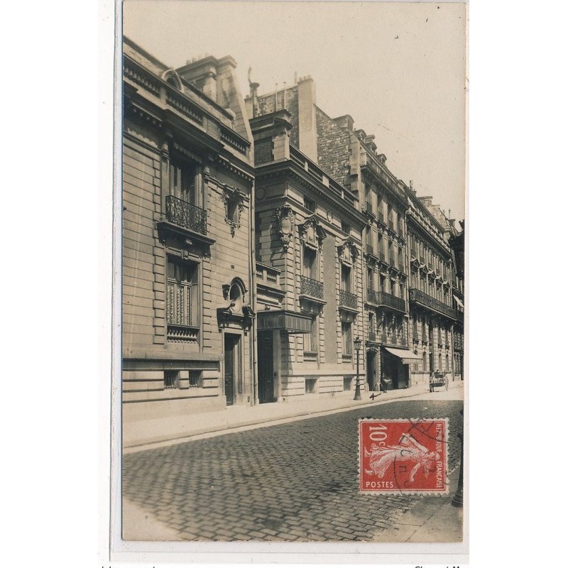 CARTE PHOTO A LOCALISER : paris(?) batiments - tres bon etat