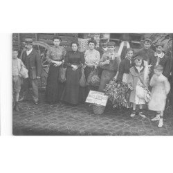 PARIS : les halles, marché, herbes aromatiques(?) - tres bon etat