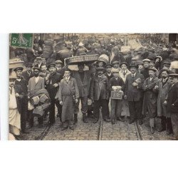 PARIS : les halles, marché - tres bon etat