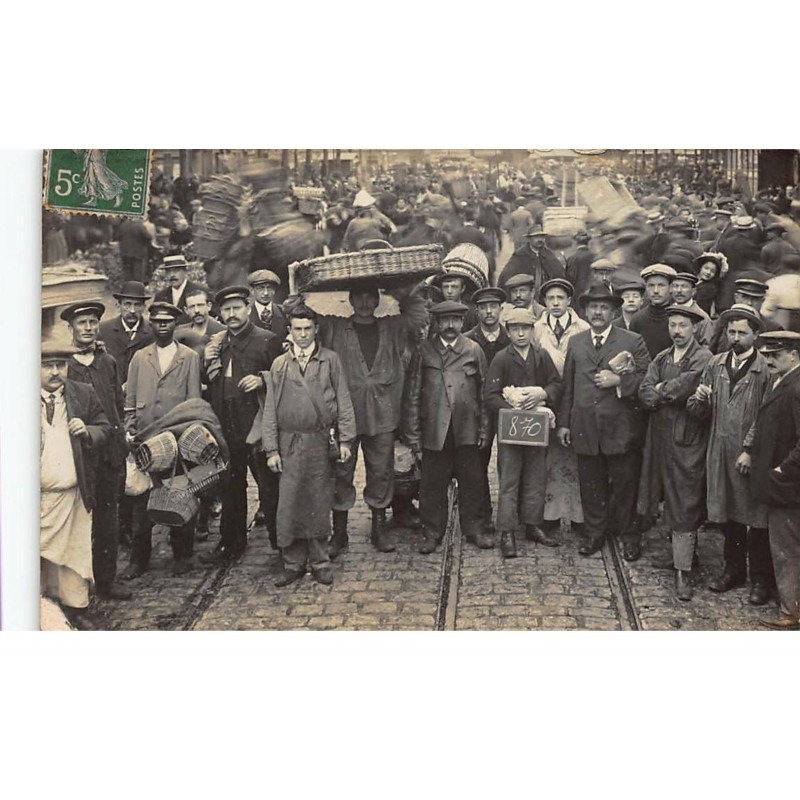 PARIS : les halles, marché - tres bon etat