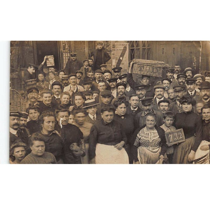 PARIS : les halles, marché - tres bon etat