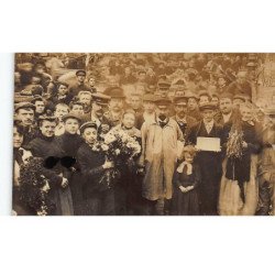 PARIS : les halles, marché, marchand de fleur - etat