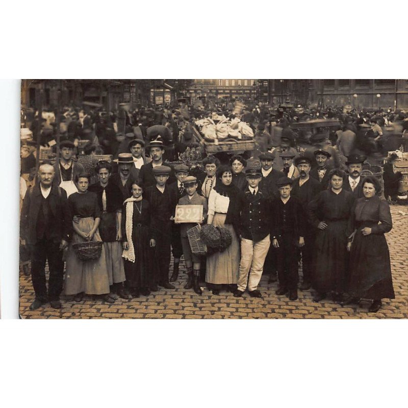 PARIS : les halles, marché - tres bon etat