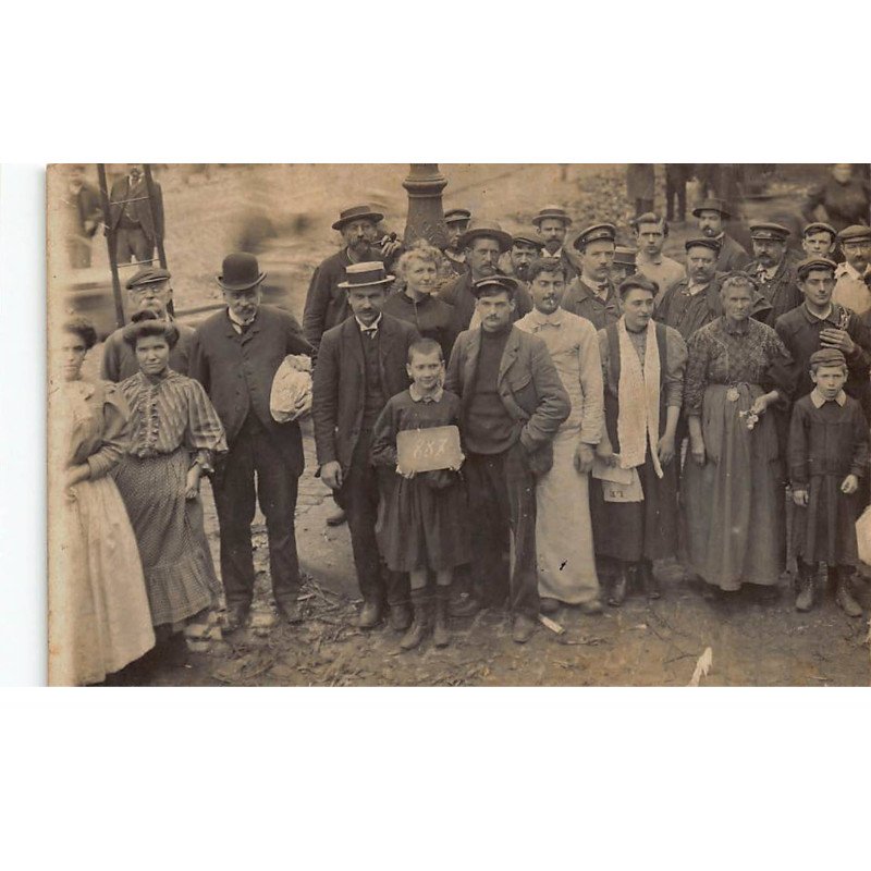 PARIS : les halles, marché - tres bon etat