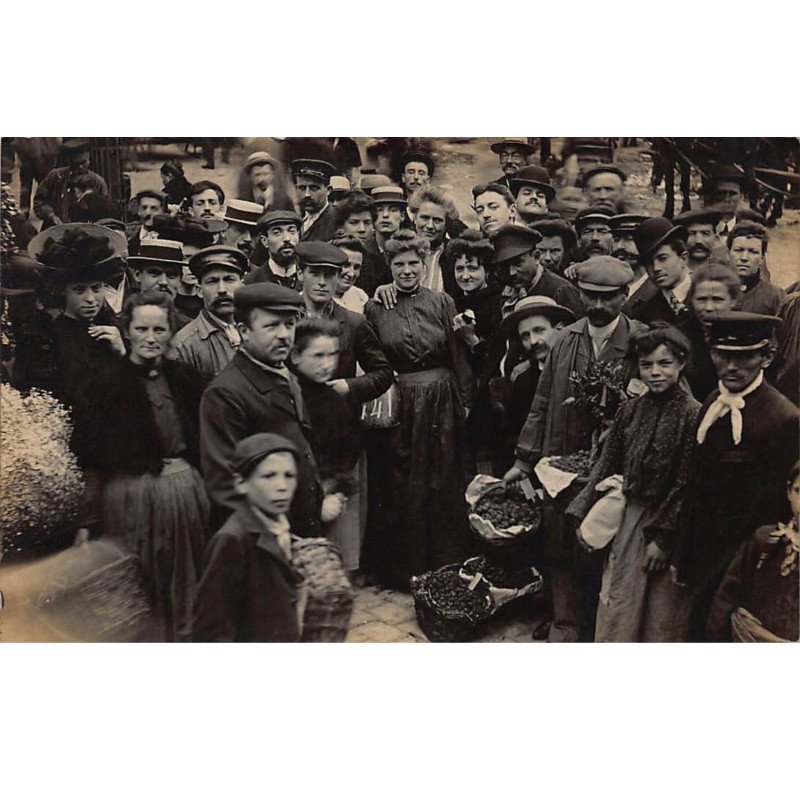 PARIS : les halles, marché - tres bon etat