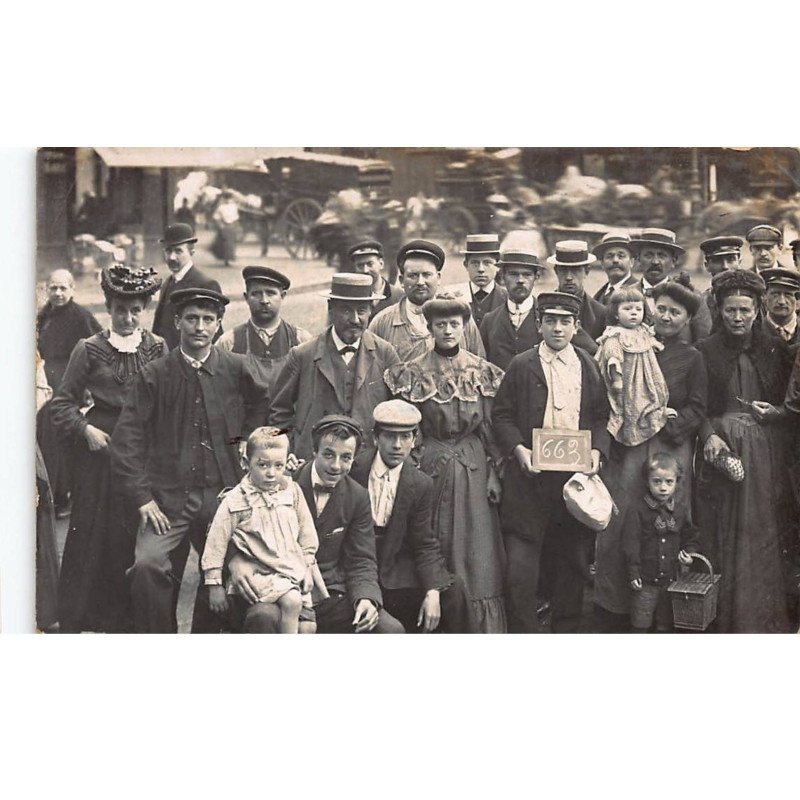 PARIS : les halles, marché - tres bon etat