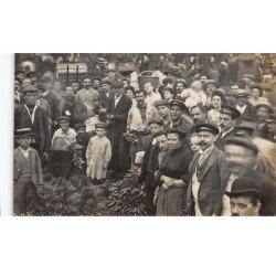 PARIS : les halles, marché, legume - tres bon etat