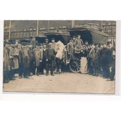 PARIS : les halles, attelages - tres bon etat