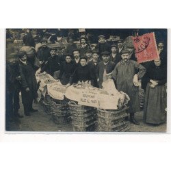 PARIS : les halles, commercants - tres bon etat