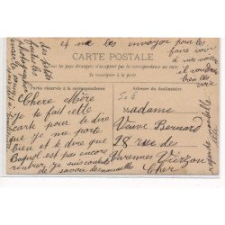 PARIS : les halles, commercants - tres bon etat