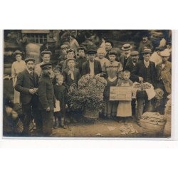 PARIS : les halles, legumes - tres bon etat