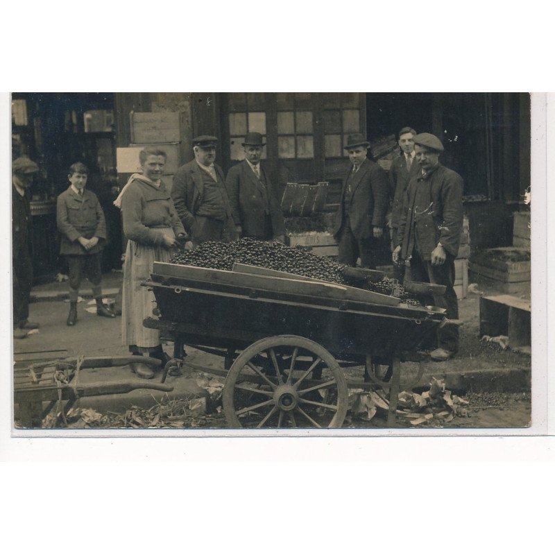 PARIS : les halles, cerisiers - tres bon etat