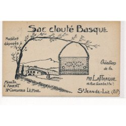 SAINT-JEAN-de-LUZ : carte publicitaire, sac clouté basque médaille d'argent Monsieur Laffargue - tres bon etat