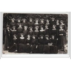 VERSAILLES : carte photo (classe de l'Ecole Normale entre 1909-1912) - très bon état